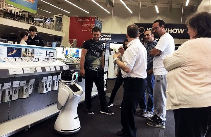 robot retail farmacia pc world2